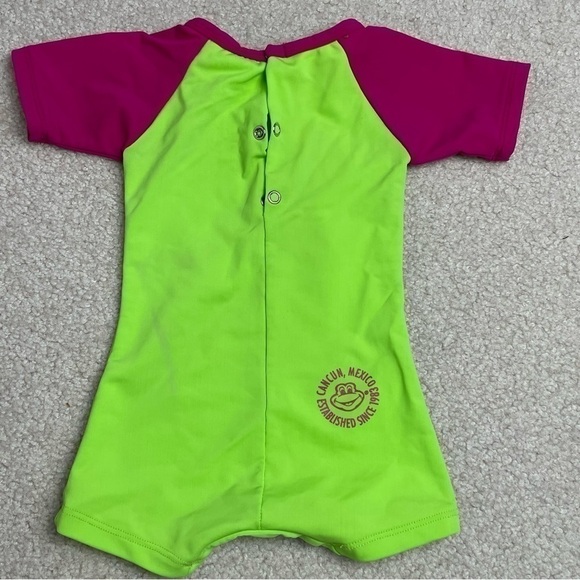 Señor Frog Toddler Unisex Wetsuit 12 months (size 1) in neon green & pink - Picture 6 of 8